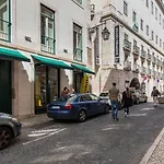 Green Gate To Lisbon By Lovelystay
